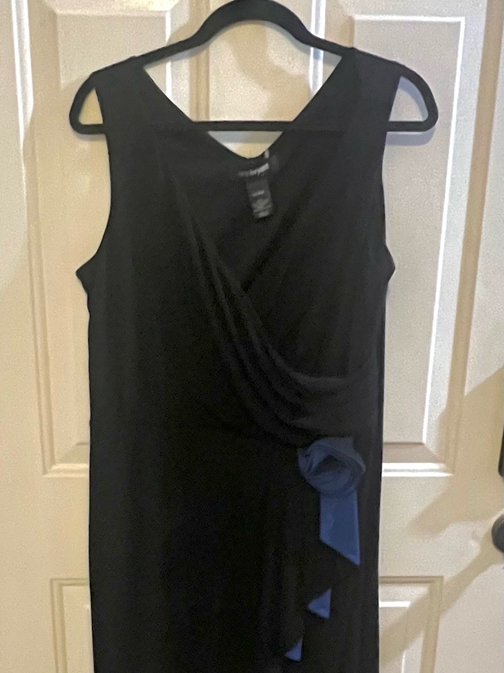 Lane Bryant Black Sleeveless Dress with Navy Rosette size 14/16 plus size